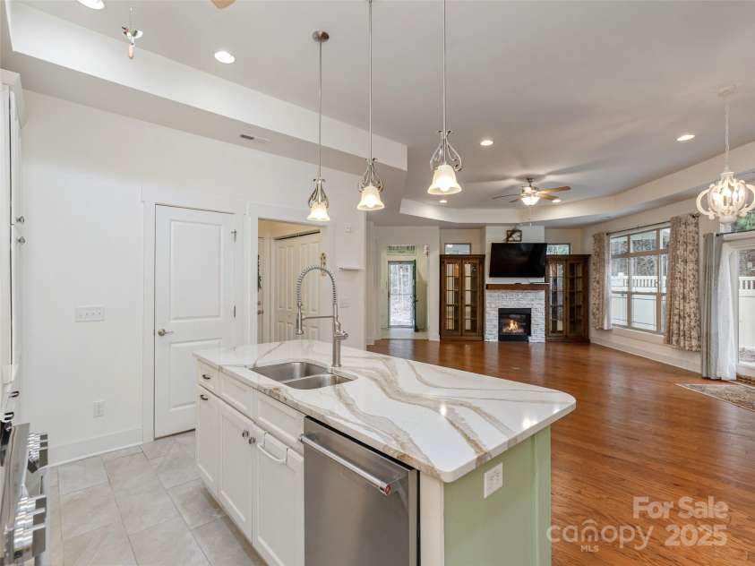 51 Honeycrisp Court, Flat Rock, NC 28731.  MLS# CAR4219665, YatesRealty ID 4336. Open to the Great Room