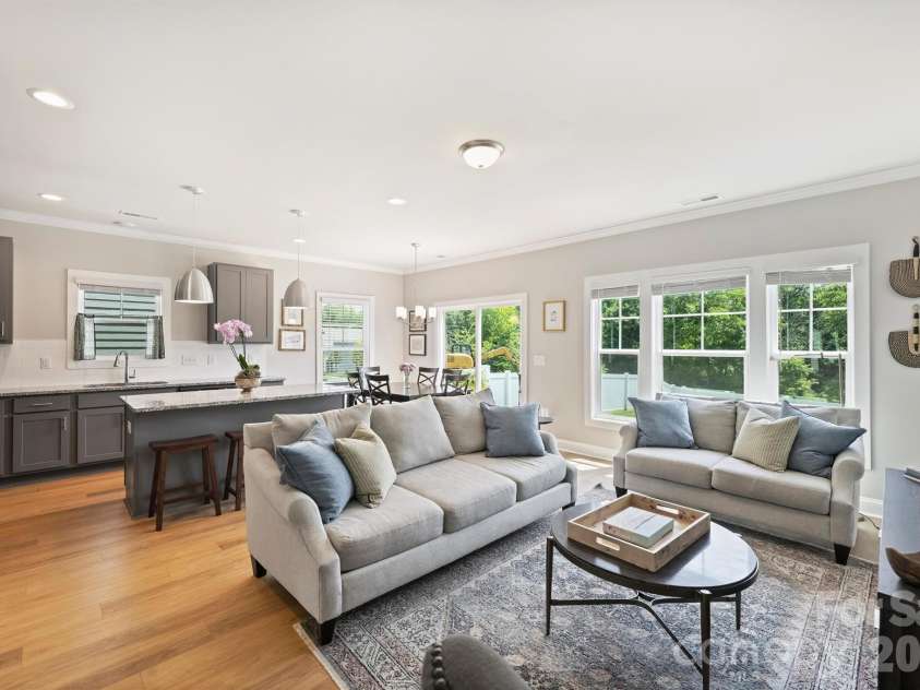 9034 Henry Thoreau Road, Charlotte, NC 28214.  MLS# CAR4399130, YatesRealty ID 43360. 