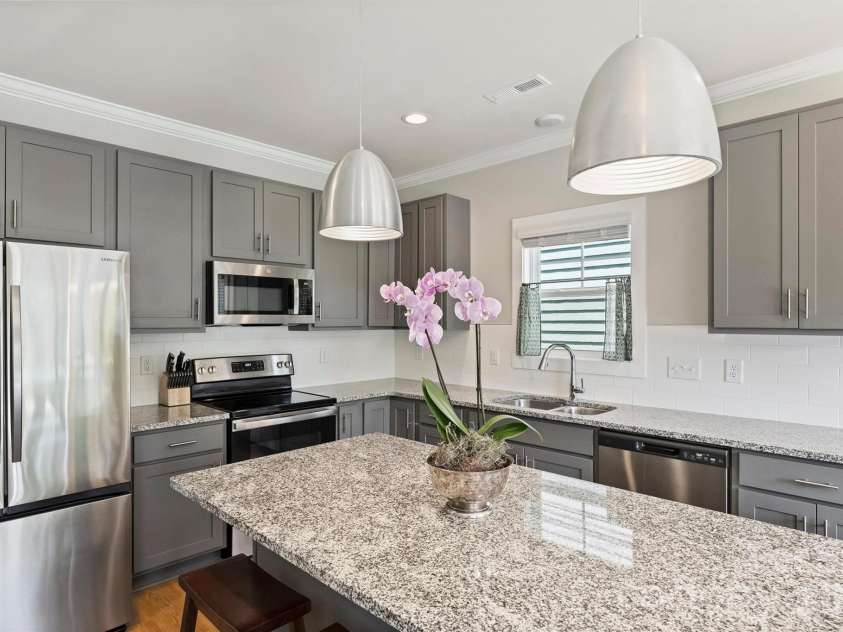 9034 Henry Thoreau Road, Charlotte, NC 28214.  MLS# CAR4399130, YatesRealty ID 43360. 