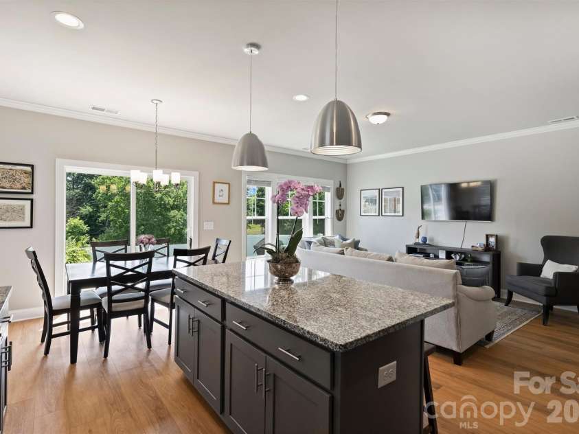 9034 Henry Thoreau Road, Charlotte, NC 28214.  MLS# CAR4399130, YatesRealty ID 43360. 
