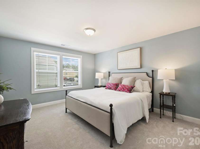 9034 Henry Thoreau Road, Charlotte, NC 28214.  MLS# CAR4399130, YatesRealty ID 43360. 