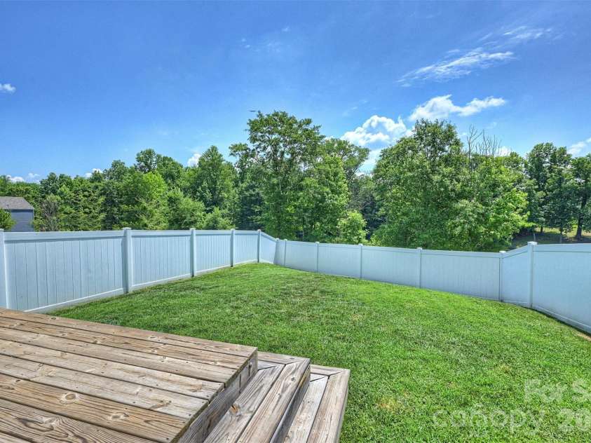 9034 Henry Thoreau Road, Charlotte, NC 28214.  MLS# CAR4399130, YatesRealty ID 43360. 