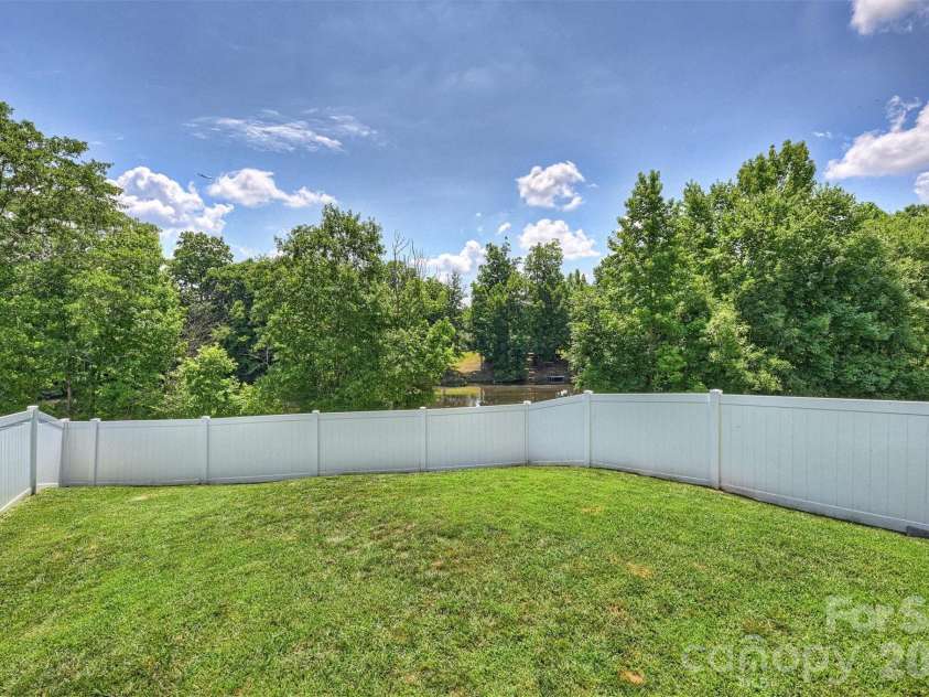 9034 Henry Thoreau Road, Charlotte, NC 28214.  MLS# CAR4399130, YatesRealty ID 43360. 