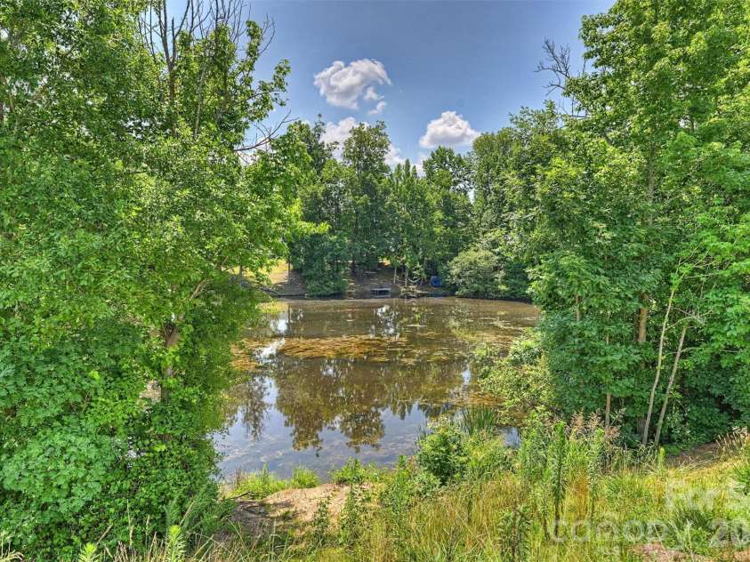 9034 Henry Thoreau Road, Charlotte, NC 28214.  MLS# CAR4399130, YatesRealty ID 43360. 