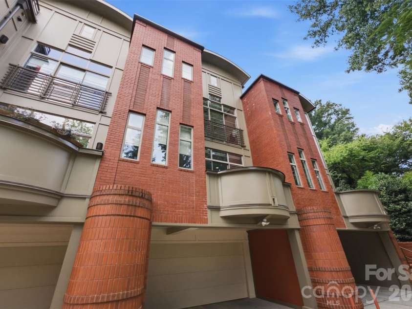 1938 Scott Avenue, Charlotte, NC 28203.  MLS# CAR4410488, YatesRealty ID 43362. 