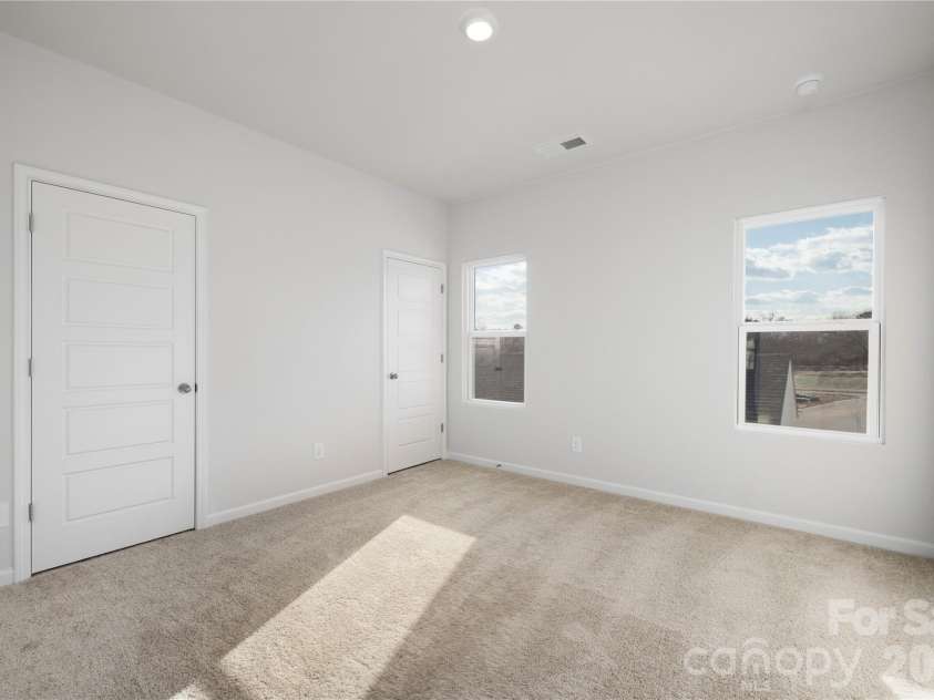 8136 Jacey Lane, Huntersville, NC 28078.  MLS# CAR4412583, YatesRealty ID 43363. 