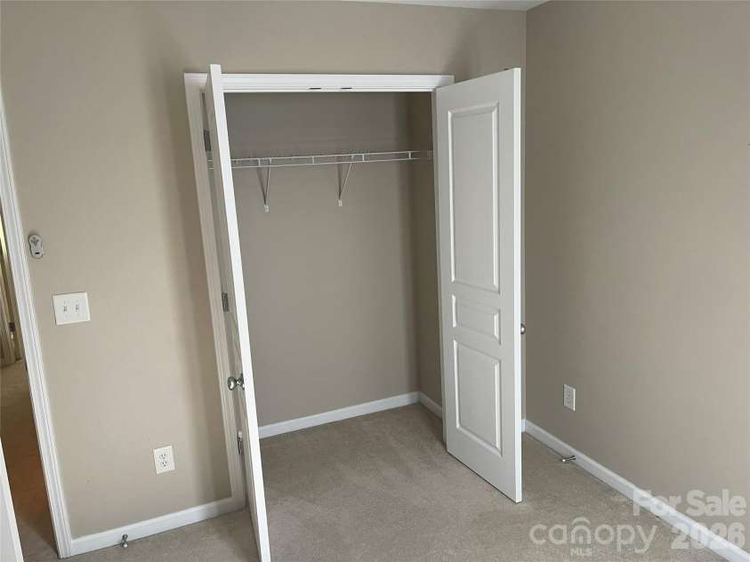 1158 Hammond Drive, Matthews, NC 28104.  MLS# CAR4413176, YatesRealty ID 43366. 