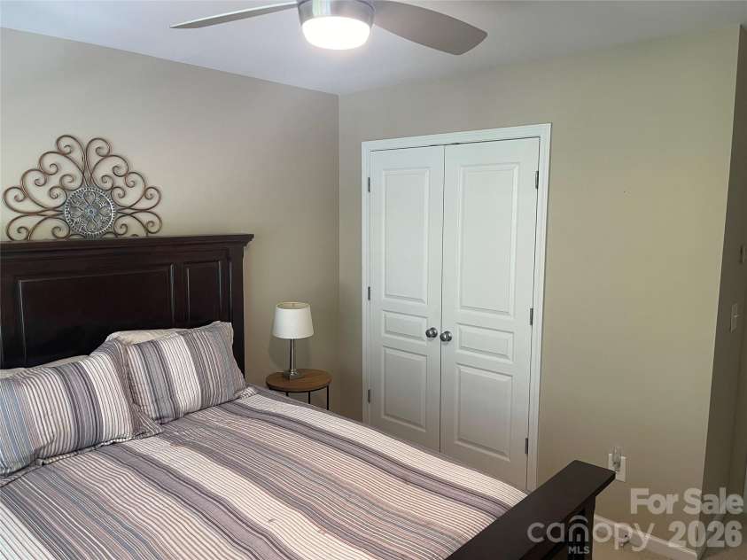 1158 Hammond Drive, Matthews, NC 28104.  MLS# CAR4413176, YatesRealty ID 43366. 