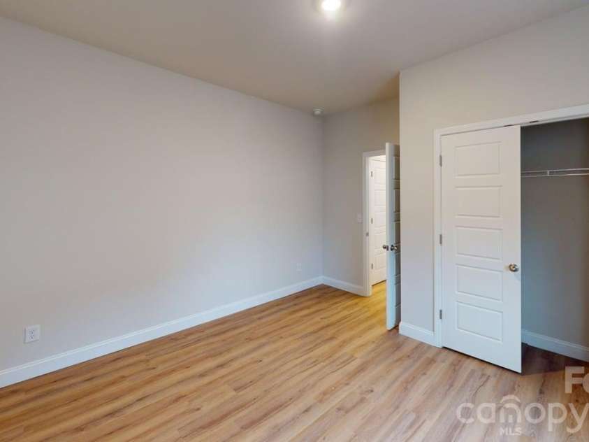 236 Hamrick Road, Gastonia, NC 28056.  MLS# CAR4407985, YatesRealty ID 43368. 