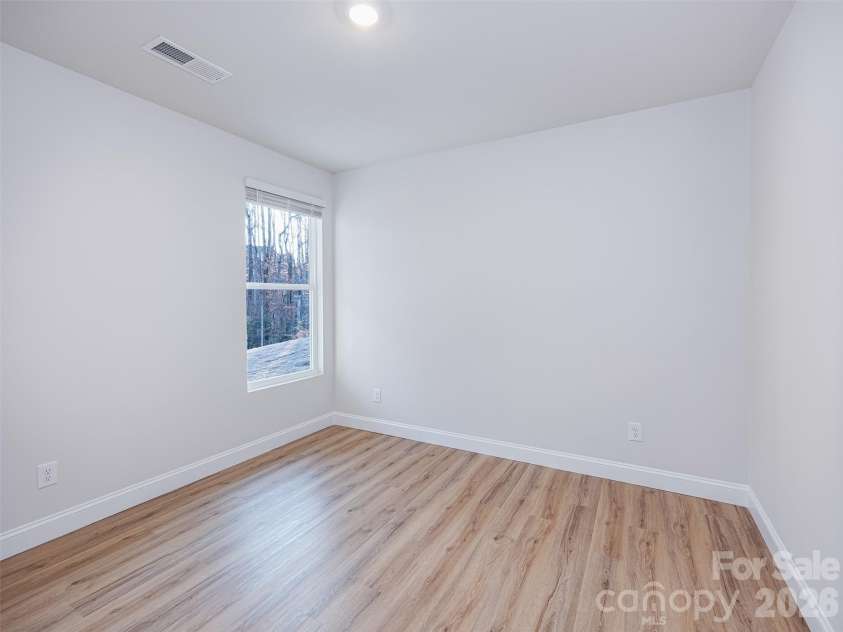 236 Hamrick Road, Gastonia, NC 28056.  MLS# CAR4407985, YatesRealty ID 43368. 