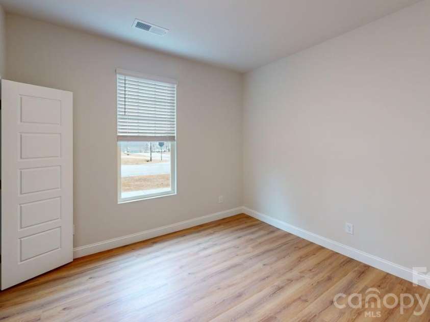 236 Hamrick Road, Gastonia, NC 28056.  MLS# CAR4407985, YatesRealty ID 43368. 