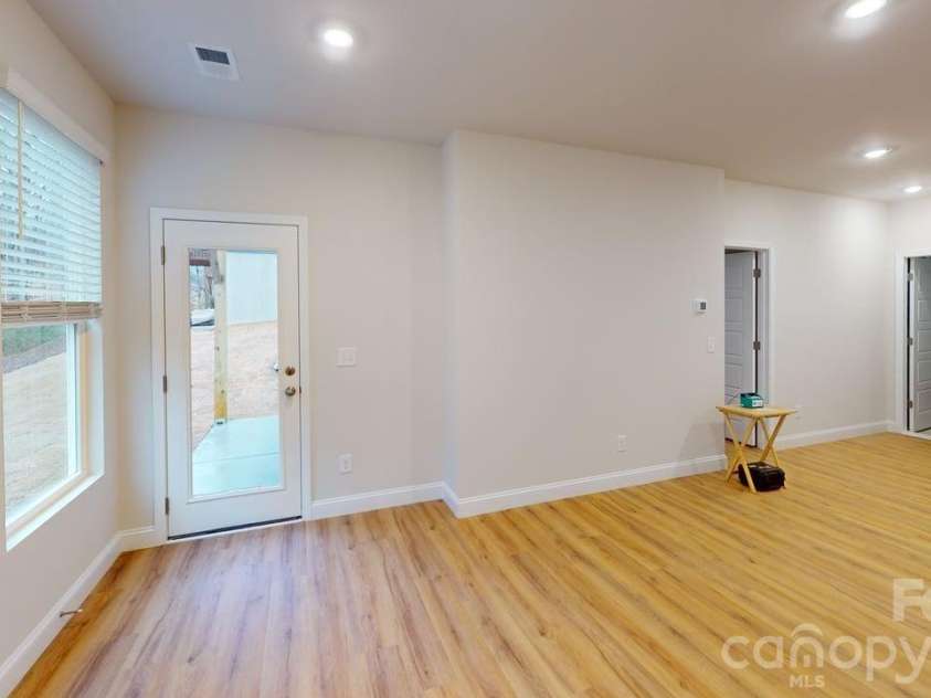 236 Hamrick Road, Gastonia, NC 28056.  MLS# CAR4407985, YatesRealty ID 43368. 