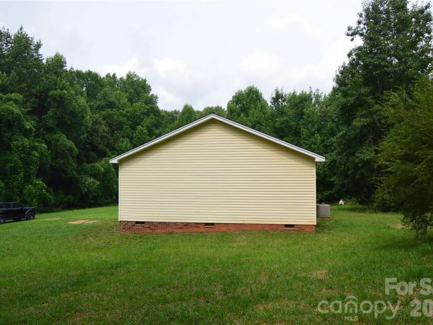 607 Anthony Grove Road, Crouse, NC 28033.  MLS# CAR4410747, YatesRealty ID 43369. 
