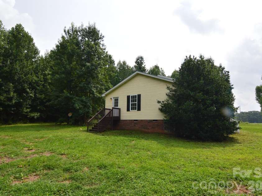 607 Anthony Grove Road, Crouse, NC 28033.  MLS# CAR4410747, YatesRealty ID 43369. 