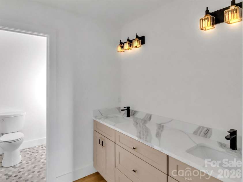 1351 Old Country Road, Waynesville, NC 28786.  MLS# CAR4287469, YatesRealty ID 4337. 