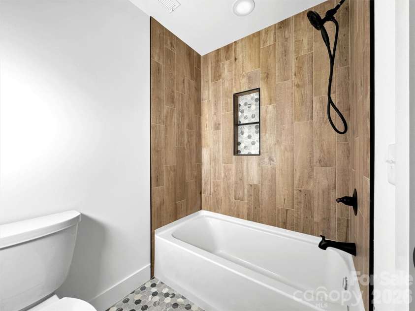 1351 Old Country Road, Waynesville, NC 28786.  MLS# CAR4287469, YatesRealty ID 4337. 