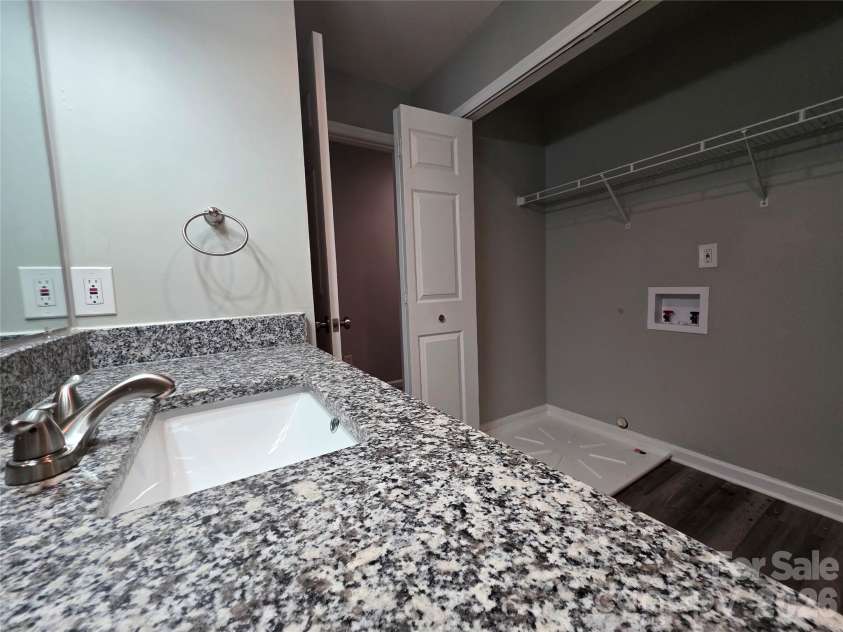 1907 Misty Vale Road, Charlotte, NC 28214.  MLS# CAR4352274, YatesRealty ID 4337. 