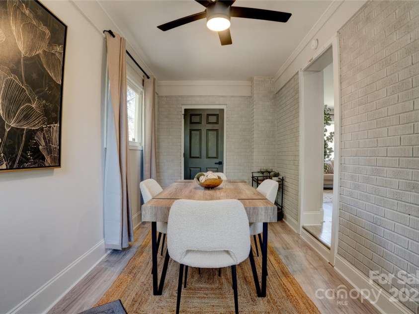 2624 Ashley Road, Charlotte, NC 28208.  MLS# CAR4219546, YatesRealty ID 4337. 