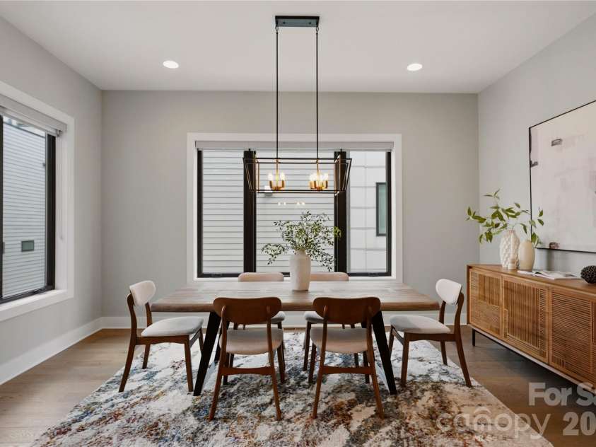 1004 Westbrook Drive, Charlotte, NC 28202.  MLS# CAR4394867, YatesRealty ID 43370. 