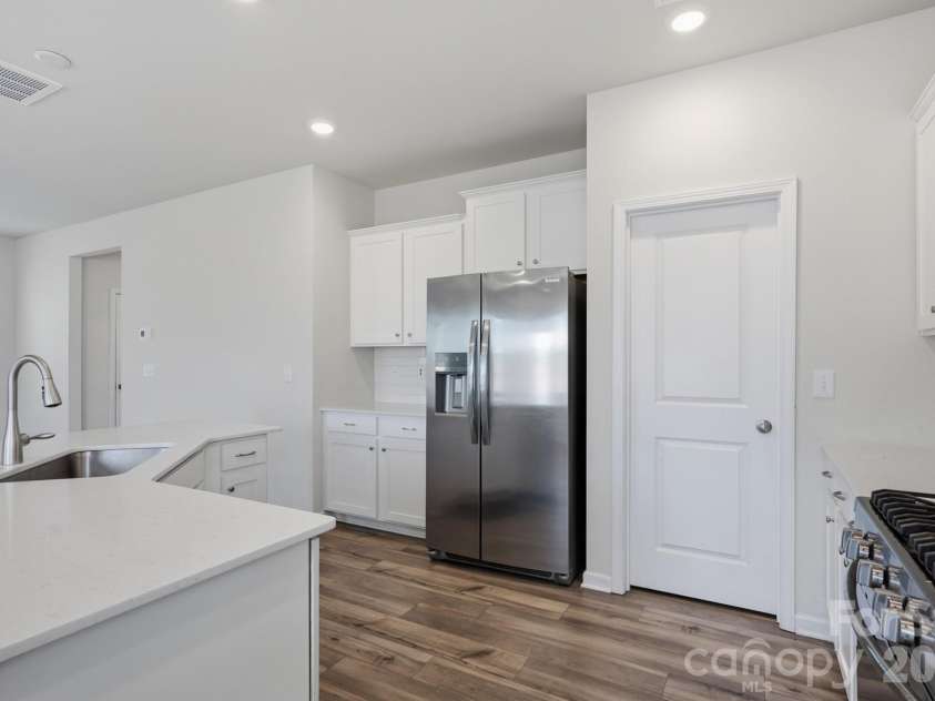 7412 Echoing Hills Lane, Maiden, NC 28650.  MLS# CAR4409105, YatesRealty ID 43371. 
