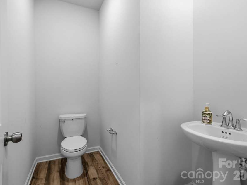 7412 Echoing Hills Lane, Maiden, NC 28650.  MLS# CAR4409105, YatesRealty ID 43371. 