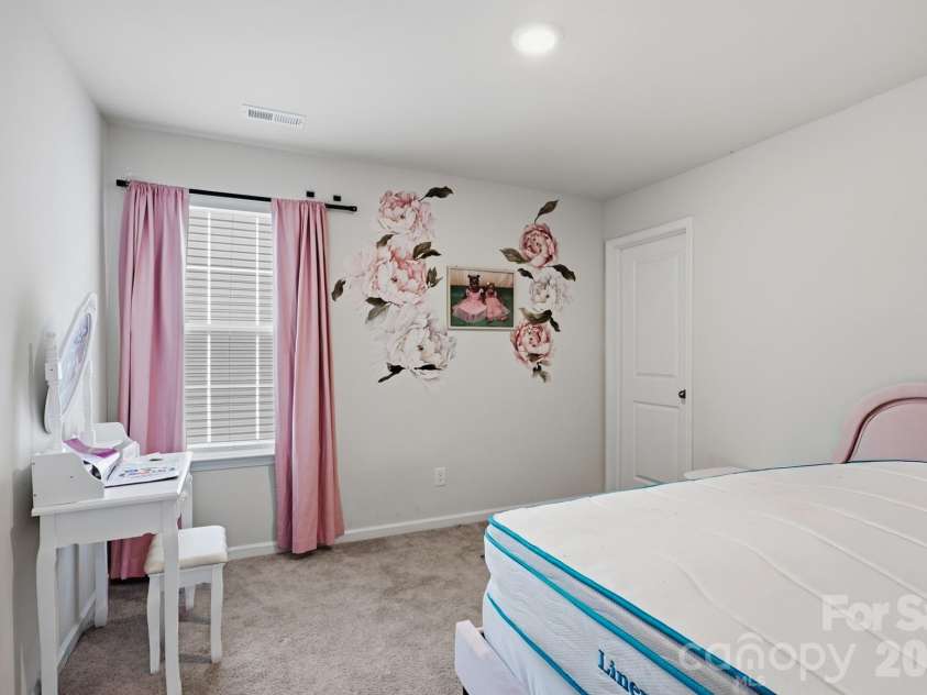7412 Echoing Hills Lane, Maiden, NC 28650.  MLS# CAR4409105, YatesRealty ID 43371. 