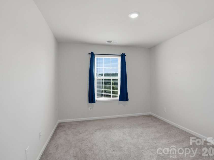 7412 Echoing Hills Lane, Maiden, NC 28650.  MLS# CAR4409105, YatesRealty ID 43371. 