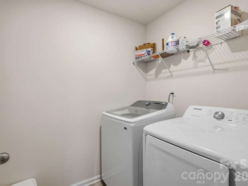 7412 Echoing Hills Lane, Maiden, NC 28650.  MLS# CAR4409105, YatesRealty ID 43371. 