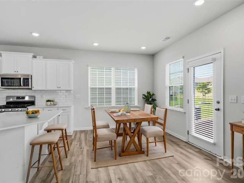 7412 Echoing Hills Lane, Maiden, NC 28650.  MLS# CAR4409105, YatesRealty ID 43371. 