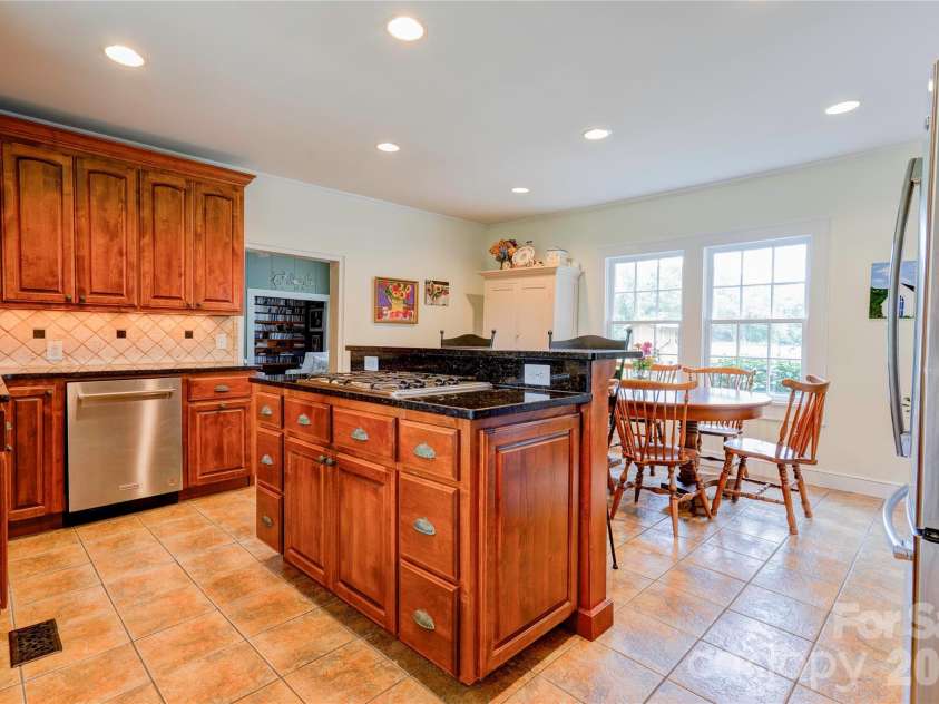 411 Pleasant Ridge Church Road, Shelby, NC 28152.  MLS# CAR4413166, YatesRealty ID 43372. Kitchen