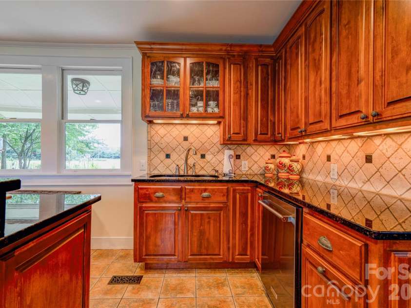 411 Pleasant Ridge Church Road, Shelby, NC 28152.  MLS# CAR4413166, YatesRealty ID 43372. Kitchen