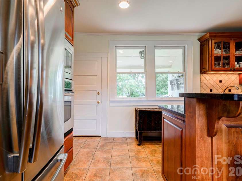 411 Pleasant Ridge Church Road, Shelby, NC 28152.  MLS# CAR4413166, YatesRealty ID 43372. Kitchen