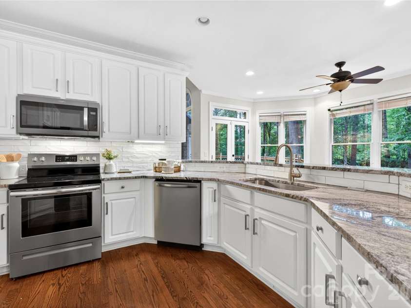 6424 Antioch Church Road, Matthews, NC 28104.  MLS# CAR4411725, YatesRealty ID 43373. 
