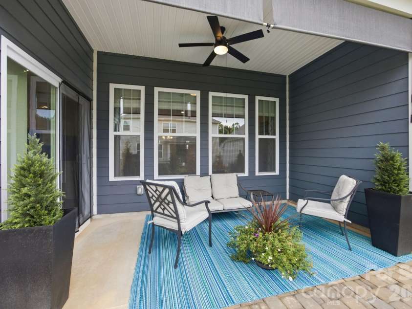 8125 Warford Little Road, Denver, NC 28037.  MLS# CAR4409016, YatesRealty ID 43374. Back patio