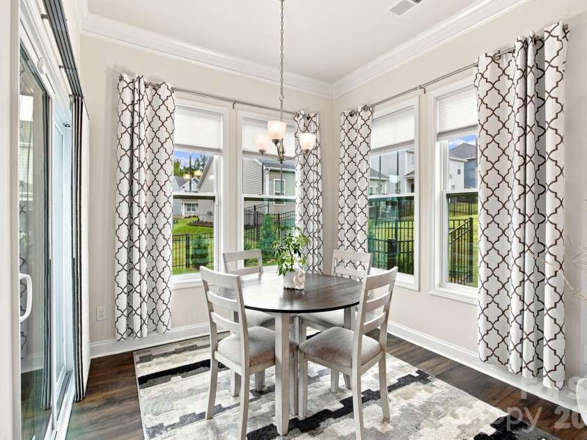 8125 Warford Little Road, Denver, NC 28037.  MLS# CAR4409016, YatesRealty ID 43374. Breakfast Nook
