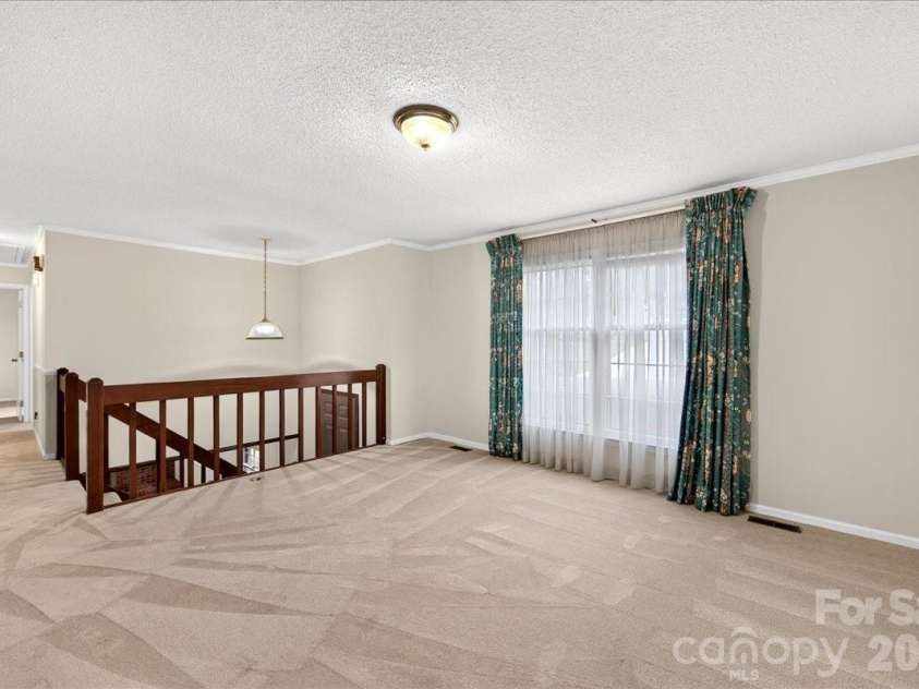 5000 Cedar Forest Drive, Charlotte, NC 28226.  MLS# CAR4411077, YatesRealty ID 43376. 