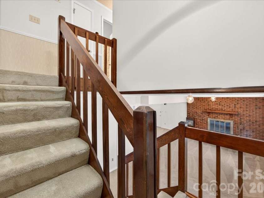 5000 Cedar Forest Drive, Charlotte, NC 28226.  MLS# CAR4411077, YatesRealty ID 43376. 