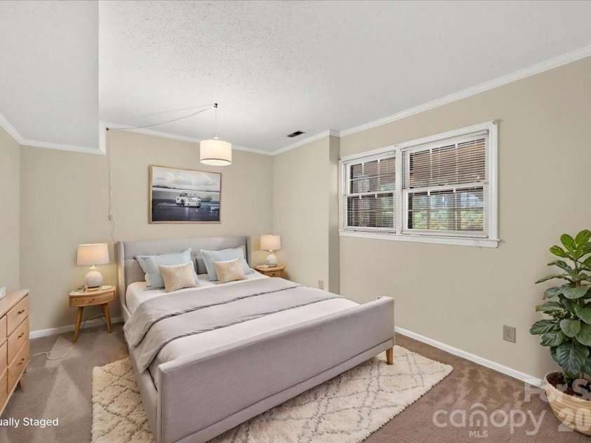 5000 Cedar Forest Drive, Charlotte, NC 28226.  MLS# CAR4411077, YatesRealty ID 43376. 