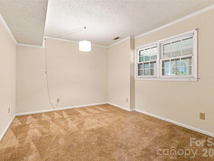 5000 Cedar Forest Drive, Charlotte, NC 28226.  MLS# CAR4423449, YatesRealty ID 43376. 