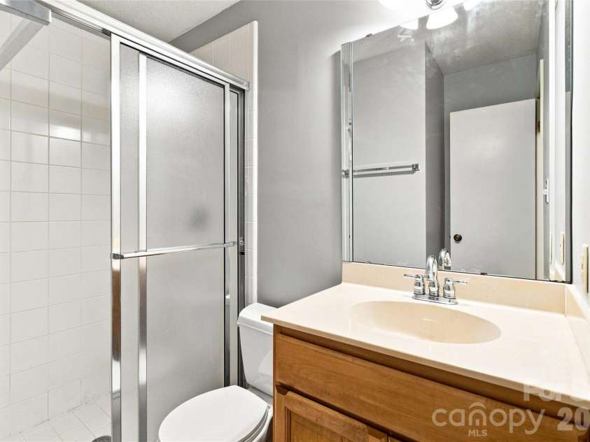 5000 Cedar Forest Drive, Charlotte, NC 28226.  MLS# CAR4423449, YatesRealty ID 43376. 
