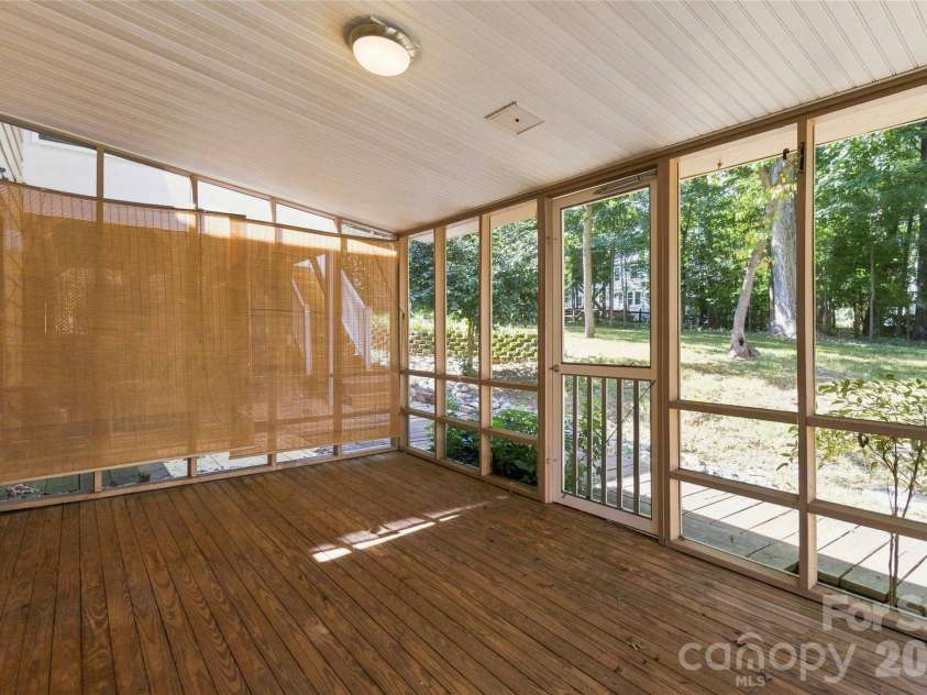 5000 Cedar Forest Drive, Charlotte, NC 28226.  MLS# CAR4423449, YatesRealty ID 43376. 