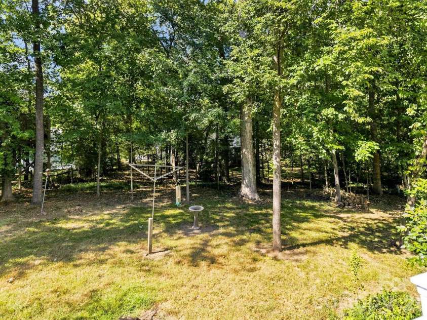 5000 Cedar Forest Drive, Charlotte, NC 28226.  MLS# CAR4423449, YatesRealty ID 43376. 