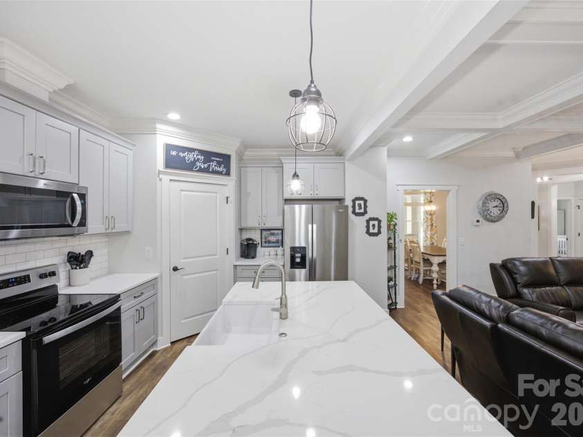 2633 Independence Way, Gastonia, NC 28056.  MLS# CAR4411790, YatesRealty ID 43378. 