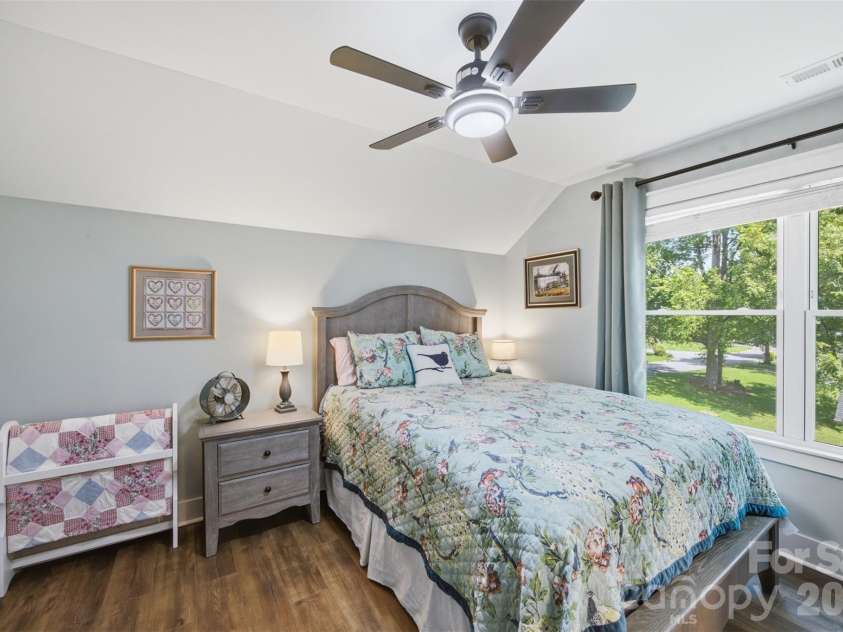 2633 Independence Way, Gastonia, NC 28056.  MLS# CAR4411790, YatesRealty ID 43378. 