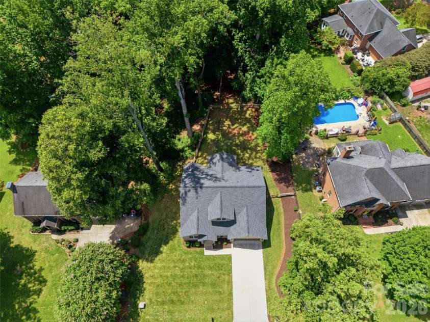 2633 Independence Way, Gastonia, NC 28056.  MLS# CAR4411790, YatesRealty ID 43378. 