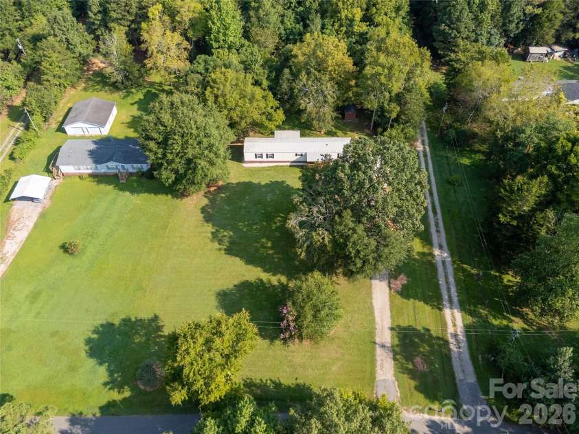 3902 Appaloosa Rdg Road, Richburg, SC 29729.  MLS# CAR4413226, YatesRealty ID 43380. 