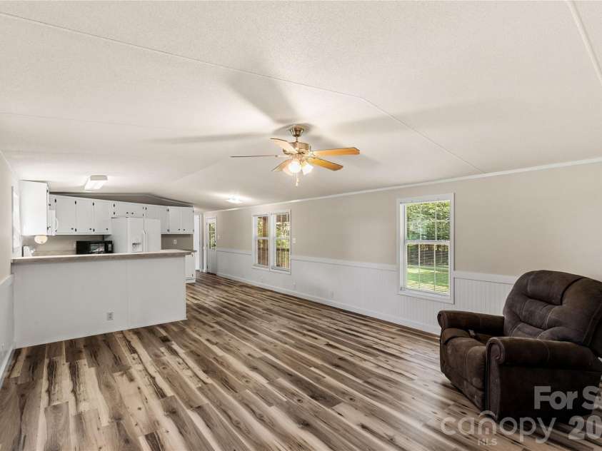3902 Appaloosa Rdg Road, Richburg, SC 29729.  MLS# CAR4413226, YatesRealty ID 43380. 