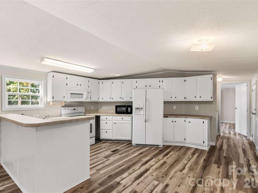 3902 Appaloosa Rdg Road, Richburg, SC 29729.  MLS# CAR4413226, YatesRealty ID 43380. 