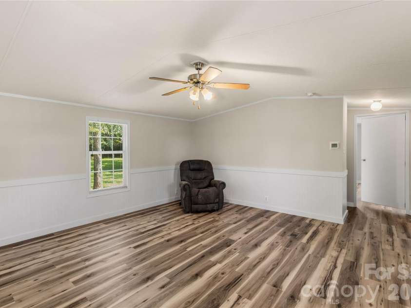 3902 Appaloosa Rdg Road, Richburg, SC 29729.  MLS# CAR4413226, YatesRealty ID 43380. 