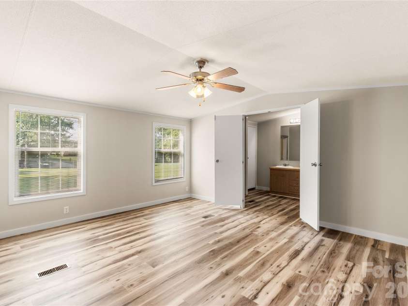 3902 Appaloosa Rdg Road, Richburg, SC 29729.  MLS# CAR4413226, YatesRealty ID 43380. 